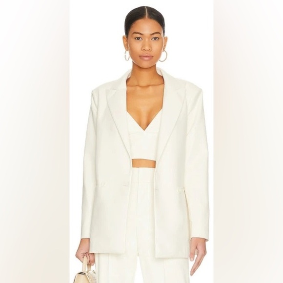 Alice + Olivia Justin Faux Leather Blazer in Ecru NWT w/ Flaw - Picture 1 of 12